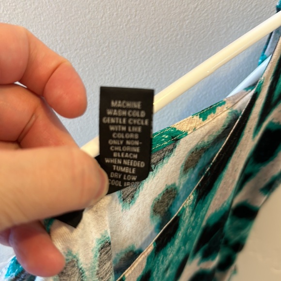 INC International Concepts, only worn once, size XL - Picture 9 of 9